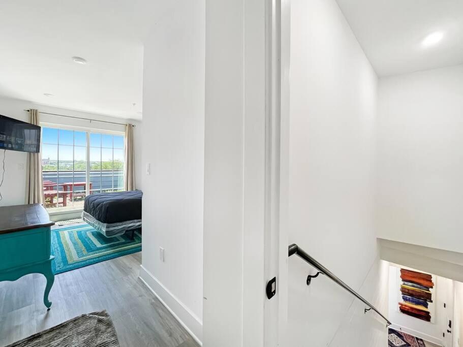 Luxury Penthouse , Private Roofdeck & Amazing View Holiday home Washington